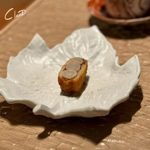 酒店创意陶瓷餐具哑光白色位上不规则盘子高档西餐会所个性菜盘碟