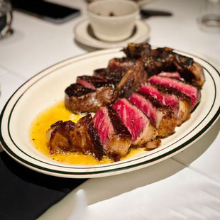 美国Tuxton红黑色线条陶瓷餐具耐高温西餐牛排盘咖啡厅椭圆甜品盘