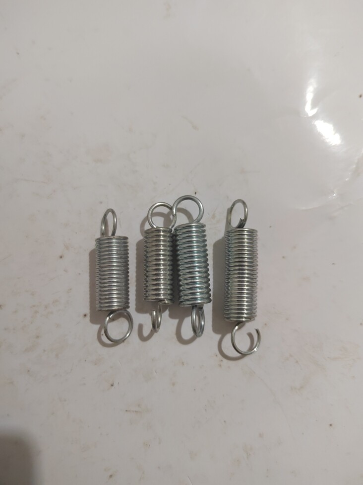 半自动打包机通用切刀烫头滑板粒簧图片