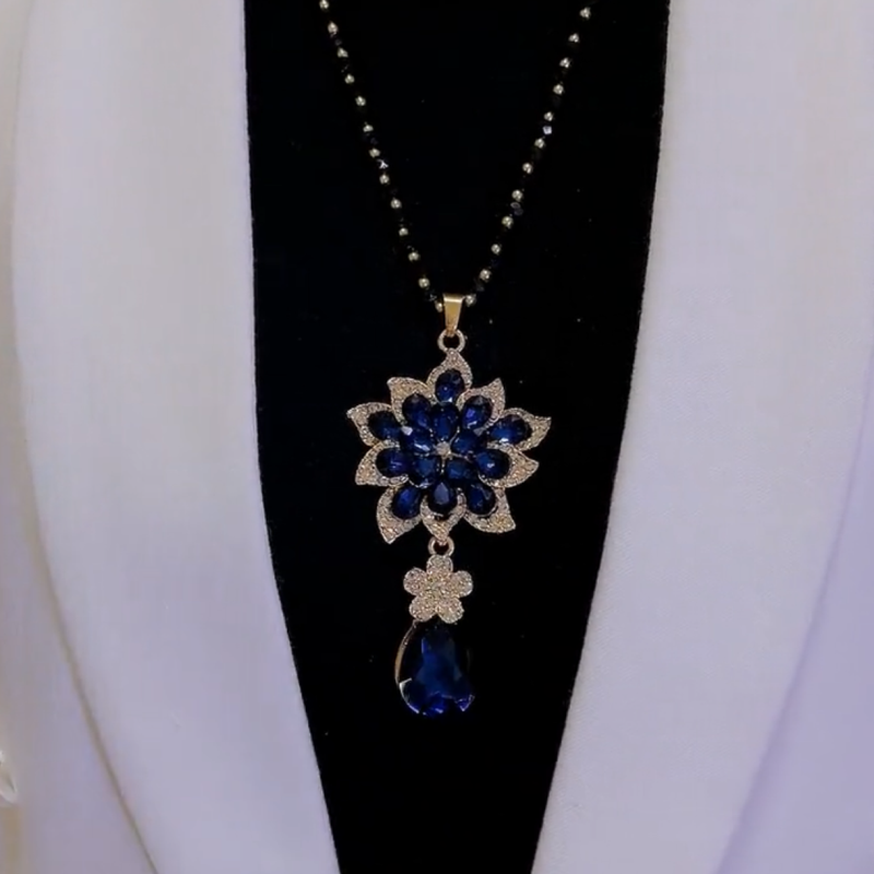 蓝色水晶项链花朵毛衣链长款高级感2022年新款潮百搭秋冬挂件配饰