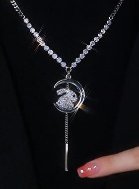 韩薇铜合金镶钻月免毛衣链女气质