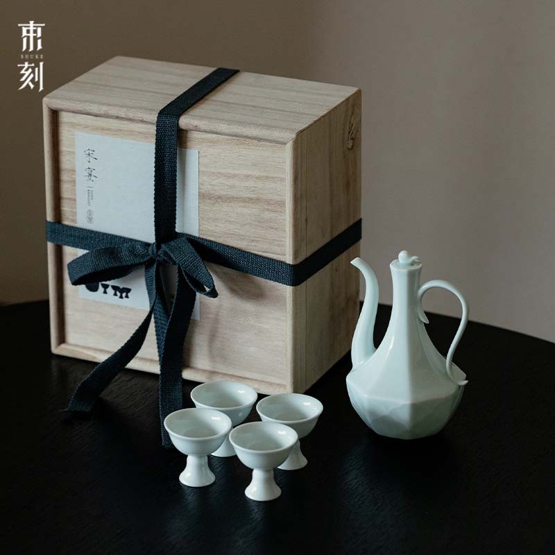 束刻日式清酒陶瓷酒具高端小酒壶白酒杯一壶四杯宋宴礼盒装伴手礼