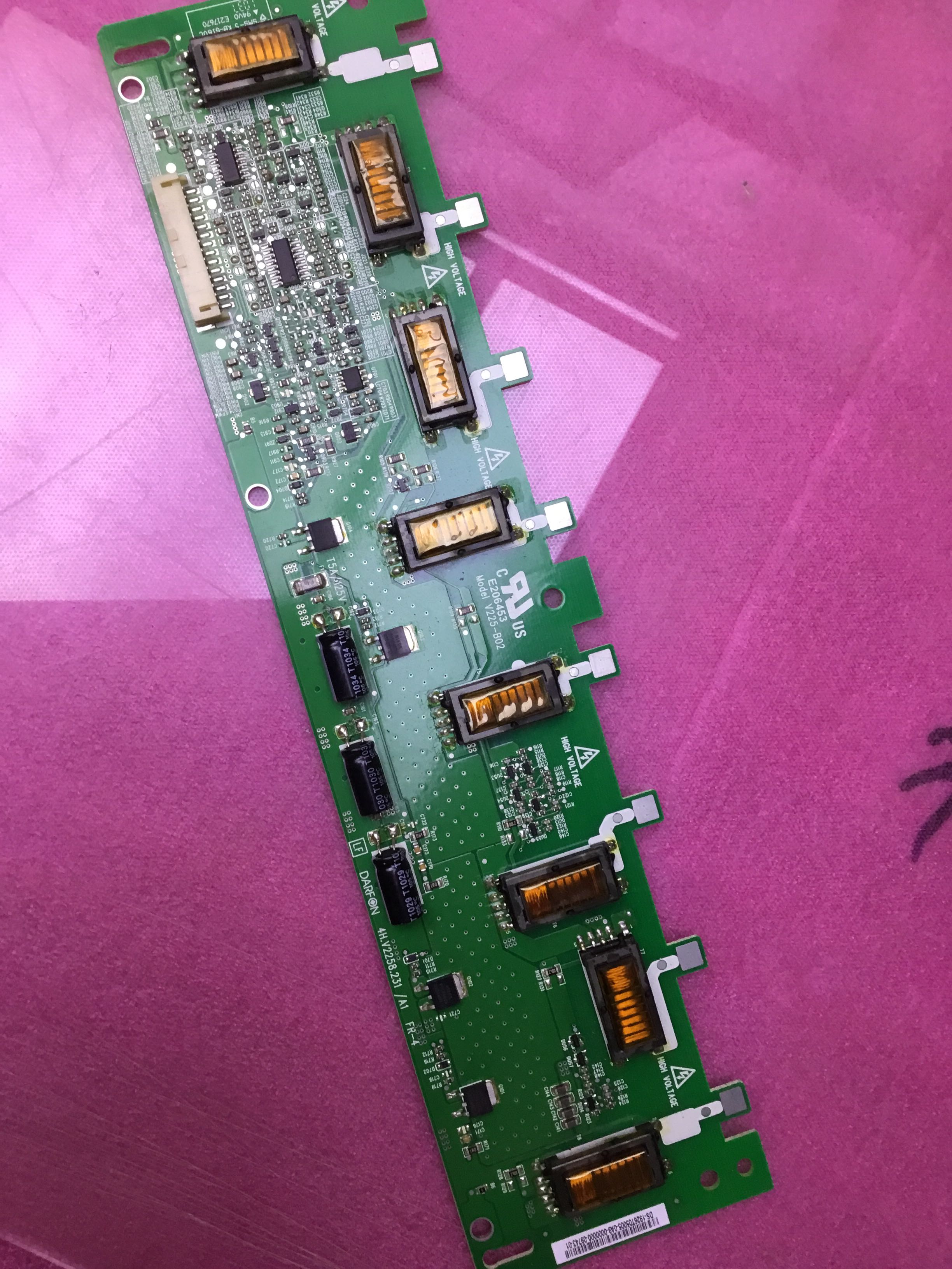 原装TCL L26M9B海尔L26B1 LU26F6 4H.V2258.231高压板V225-BXX