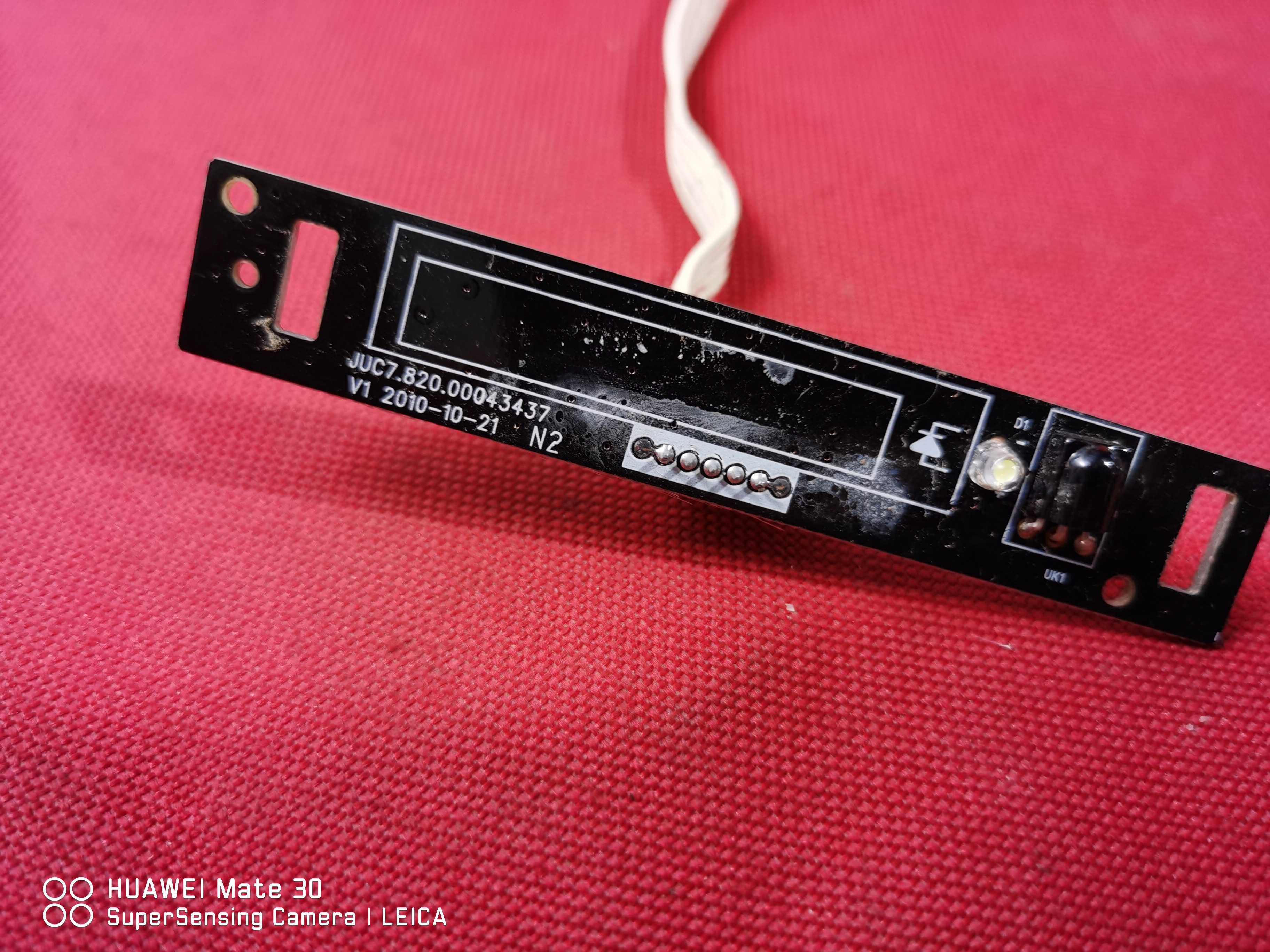 长虹LED32860iX 遥控接收板 遥控开关板JUC7.820.00043437 带线