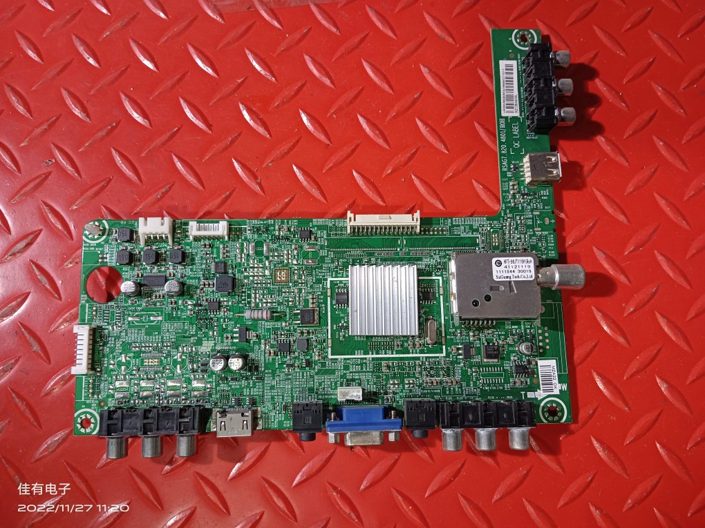 原装海信LED32K300(BOM14)主板RSAG7.820.4801 屏HE315FH-B22/PW1