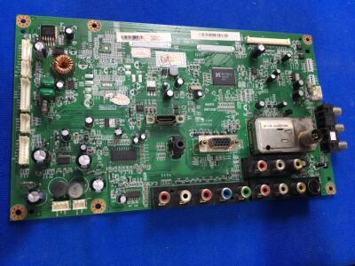 躺插 长虹电视机 LT37710 主板 JUC7.820.00012414 配屏 T370XW02