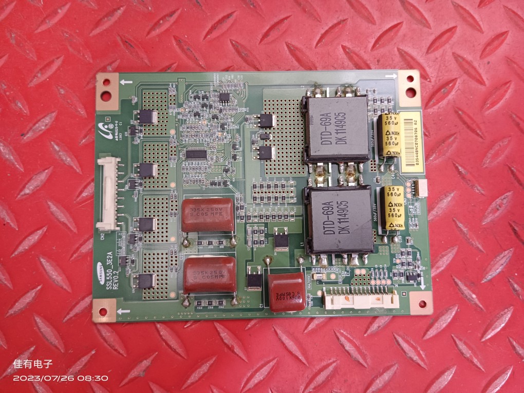 康佳LED42IS95D TCL L43E5000E LTA550HQ14恒流板SSL550-3E2A