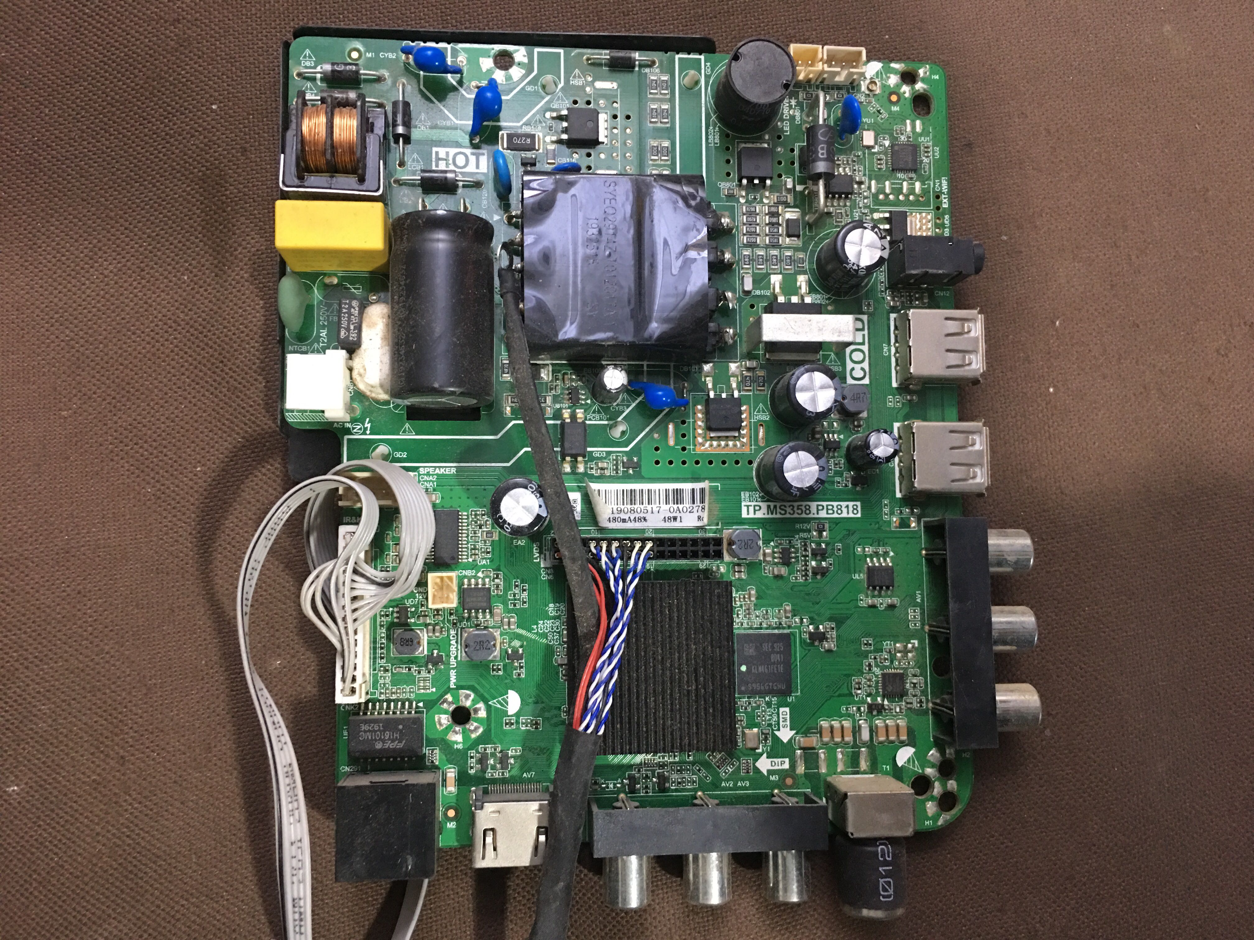 组装机32寸液晶主板TP.MS358.PB818 配屏边板PT320AT01-1-XC-3