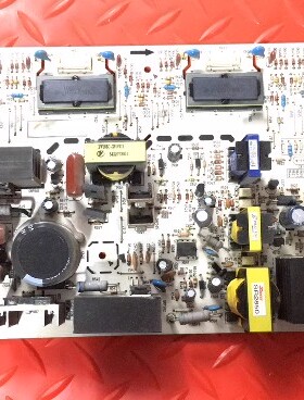 9成新 原装厦华LC-26HC40 LC-26HC56 26寸电源板569HC0620B