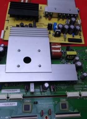 原装长虹Y板+X板+缓冲板JUQ7.820.00029243/34701/00029246实物图