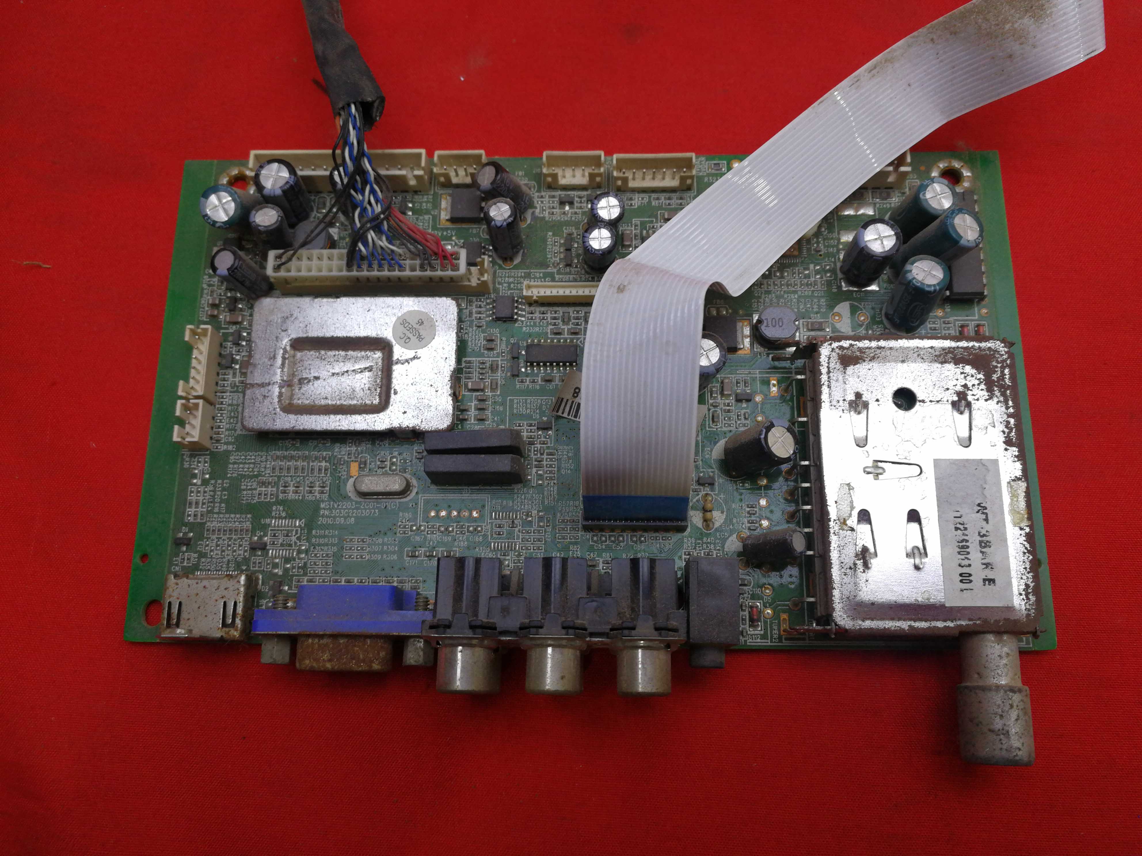 原装乐华LCD26R26 主板 MSTV2203-ZC01-01(C) 屏V260B1-L15
