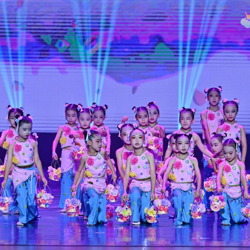 新款花挑娃娃跳春来喜庆节目挑花花儿童演出服装花篮道具花挑舞蹈