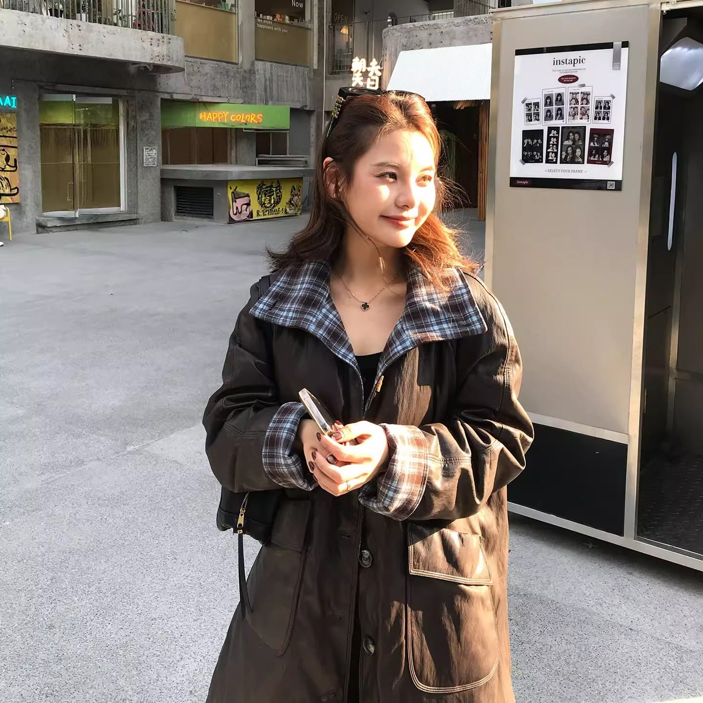 90白鸭绒格纹拼接保暖皮衣长外套