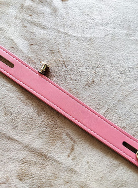 伸缩式pu拉手定制高级礼品盒化妆盒配件包装盒提手扣