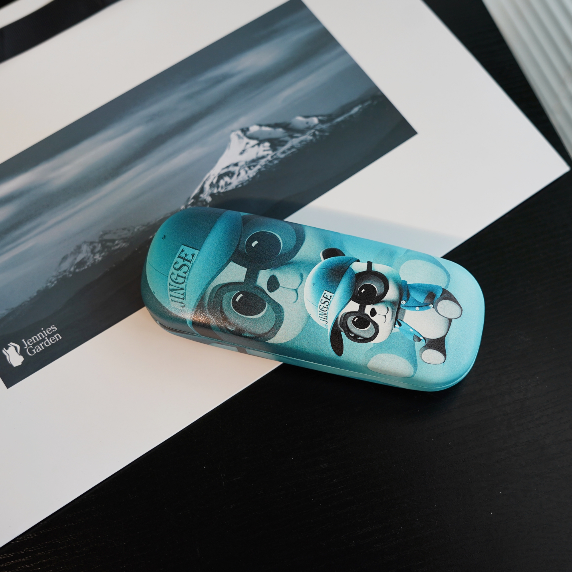 简约卡通眼镜盒收纳盒