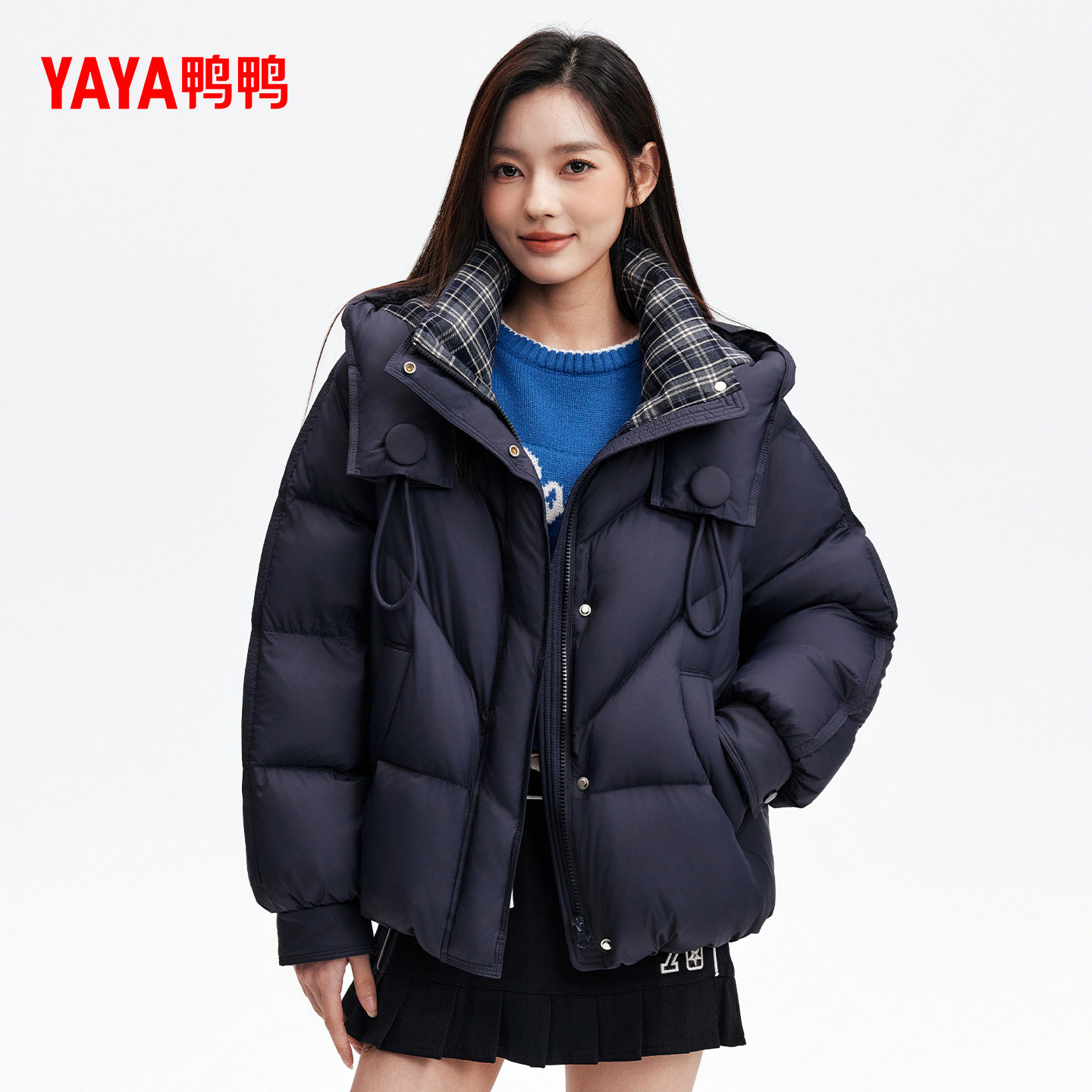 鸭鸭羽绒服女款2025年冬季新品时尚休闲简约百搭连帽保暖厚外套S