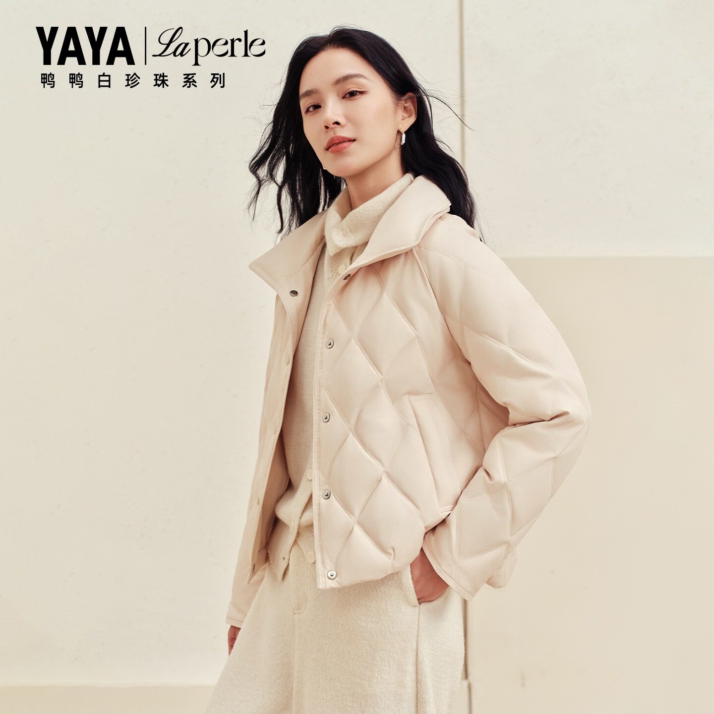 白珍珠系列鸭鸭短款羽绒服女2026秋冬季新款90鹅绒服时尚保暖外套