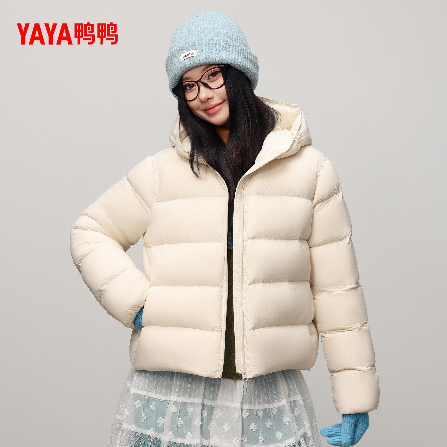 鸭鸭短款羽绒服2026年秋冬女款新品连帽简约修身百搭休闲90鸭绒S