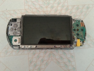 维修索尼psp游戏机 汗破各种疑难杂症问题可以直指咨询本店 刷机