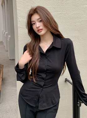 HeartyBite 2025秋冬新款打底衬衫黑色长袖女修身百搭弹力简约衬