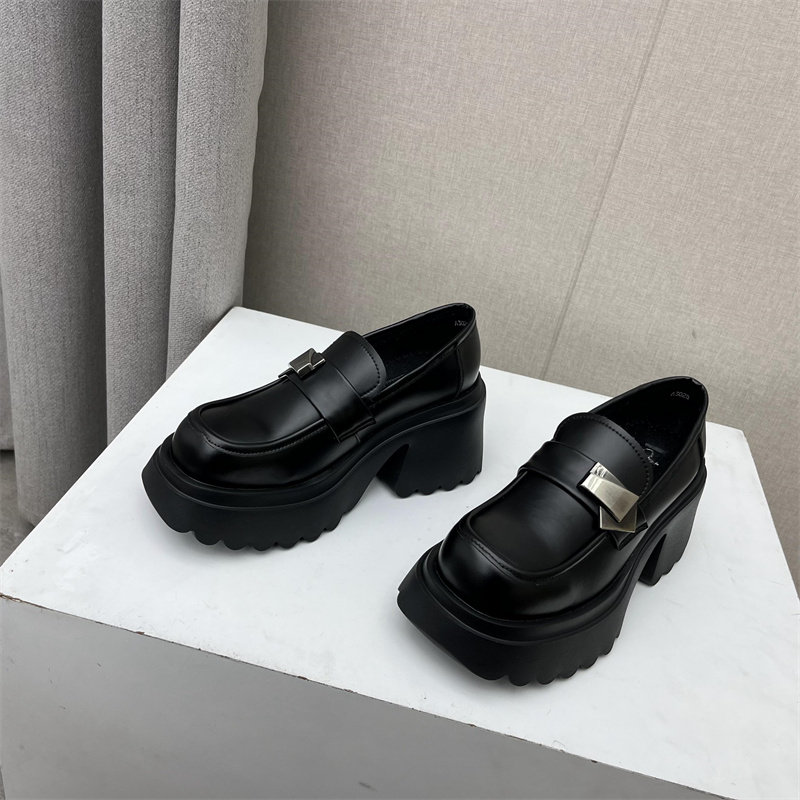 品牌撤柜女鞋2023秋款真皮粗跟高跟圆头乐福简约英伦小皮鞋单鞋