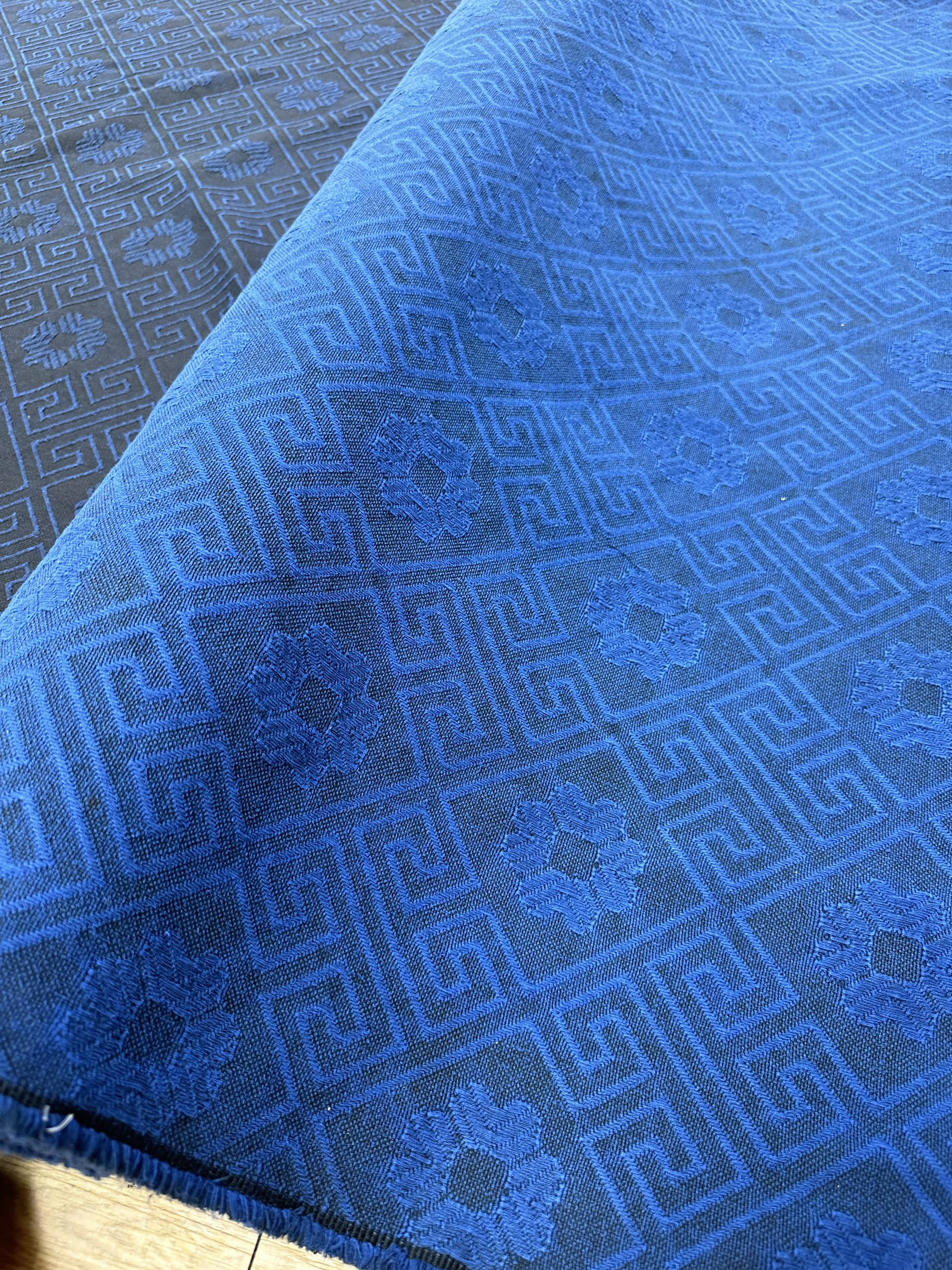 顺德非遗纯手工制作香云纱面料重磅加厚款柞蚕丝万字纹提花