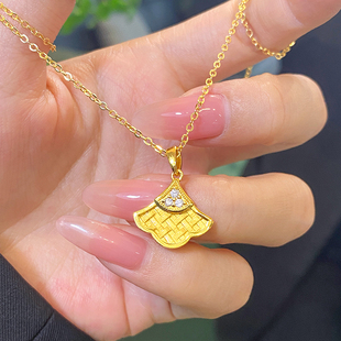 金店新款银杏叶吊坠女镀黄金色锁骨项链扇形颈饰优雅大气送女友礼