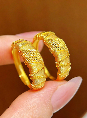 镀黄金色爆闪牛角包戒指高级感