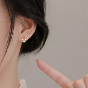 潮爆款 925纯银耳钉女珍珠耳环小众设计高级感气质2024年新款 耳饰