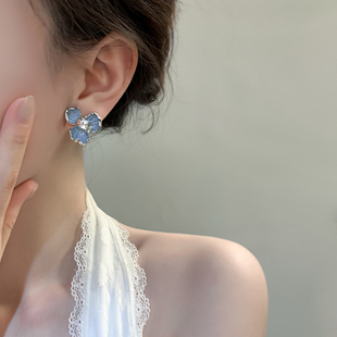 999纯银耳针蓝色鸢尾花耳钉轻奢高级感气质耳环2025新款爆款耳饰
