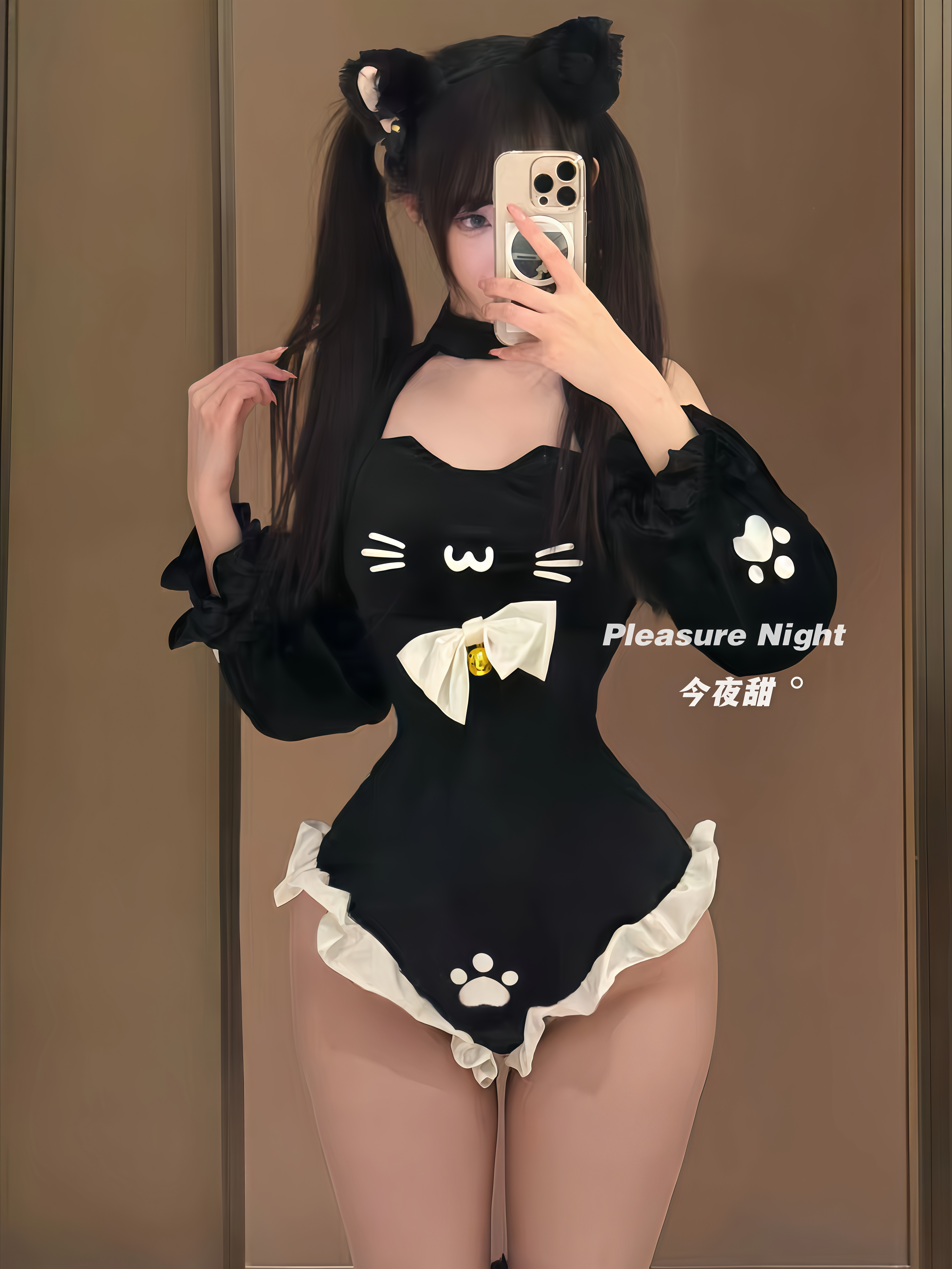 软萌纯欲黑喵丝绒女仆连体睡衣