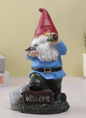 跨境装饰抽烟老人树脂摆件家居创意客厅电视柜桌面摆设酒柜装饰品