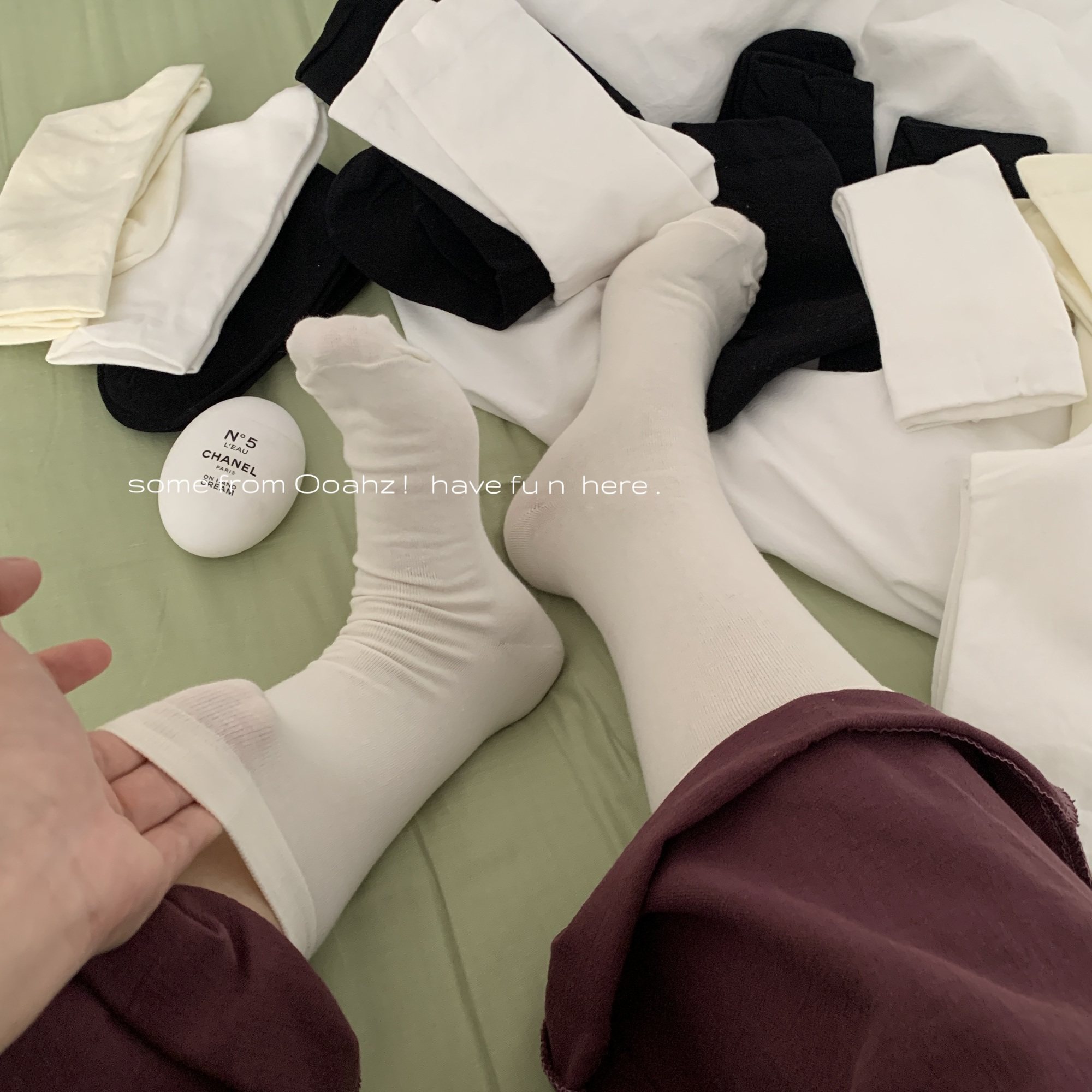 德训出行黑白常规JK中筒袜子