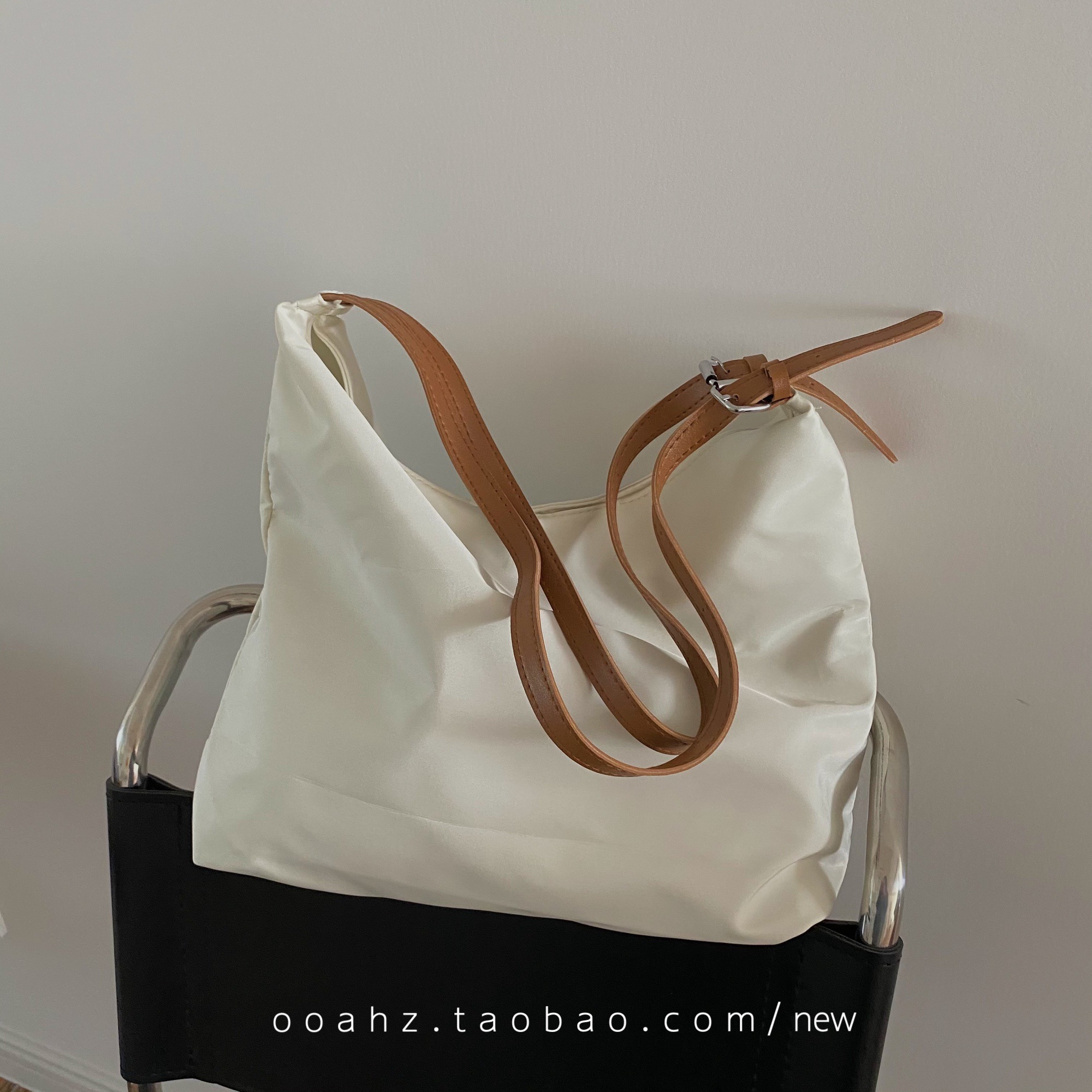 复古毒家平价款牛津布原宿斜挎包