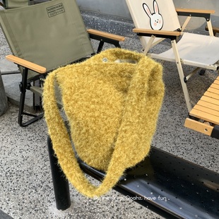 绒绒毛黄果树水桶包 大容量单肩斜挎背包 百搭学生上课包通勤布包