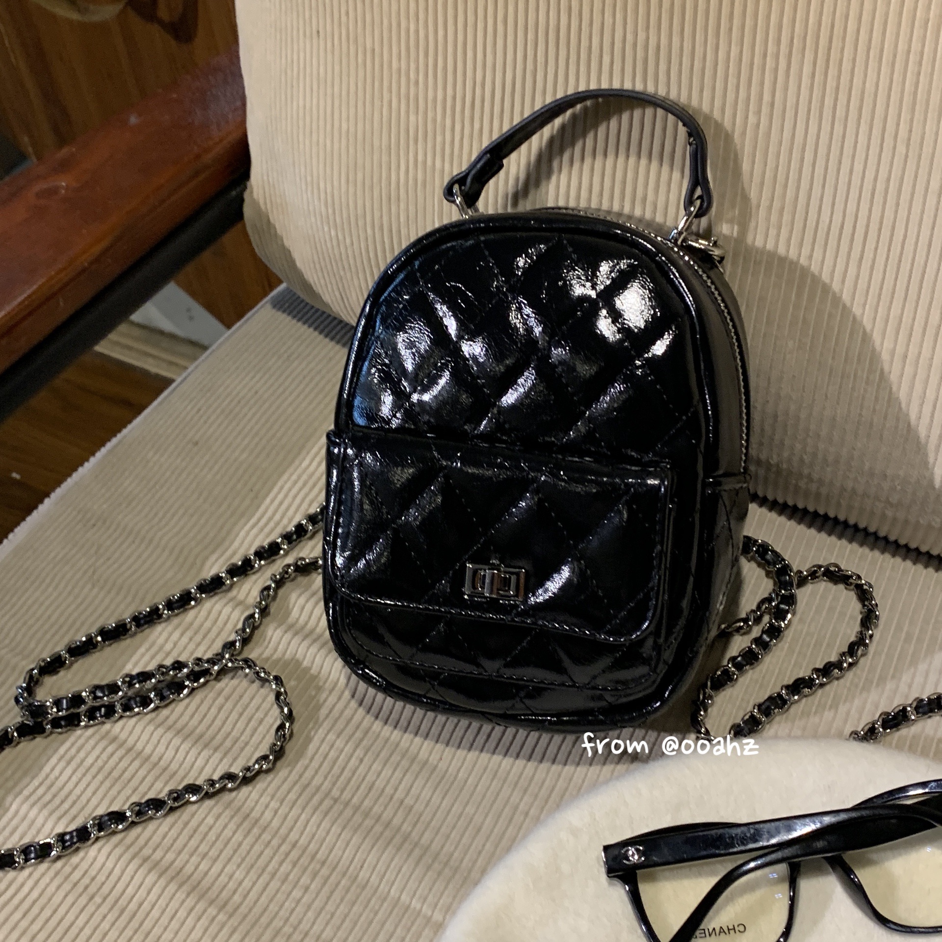 24c小双肩~亮面菱格小香风高级感双肩包 百搭皮穿链条旅行小背包