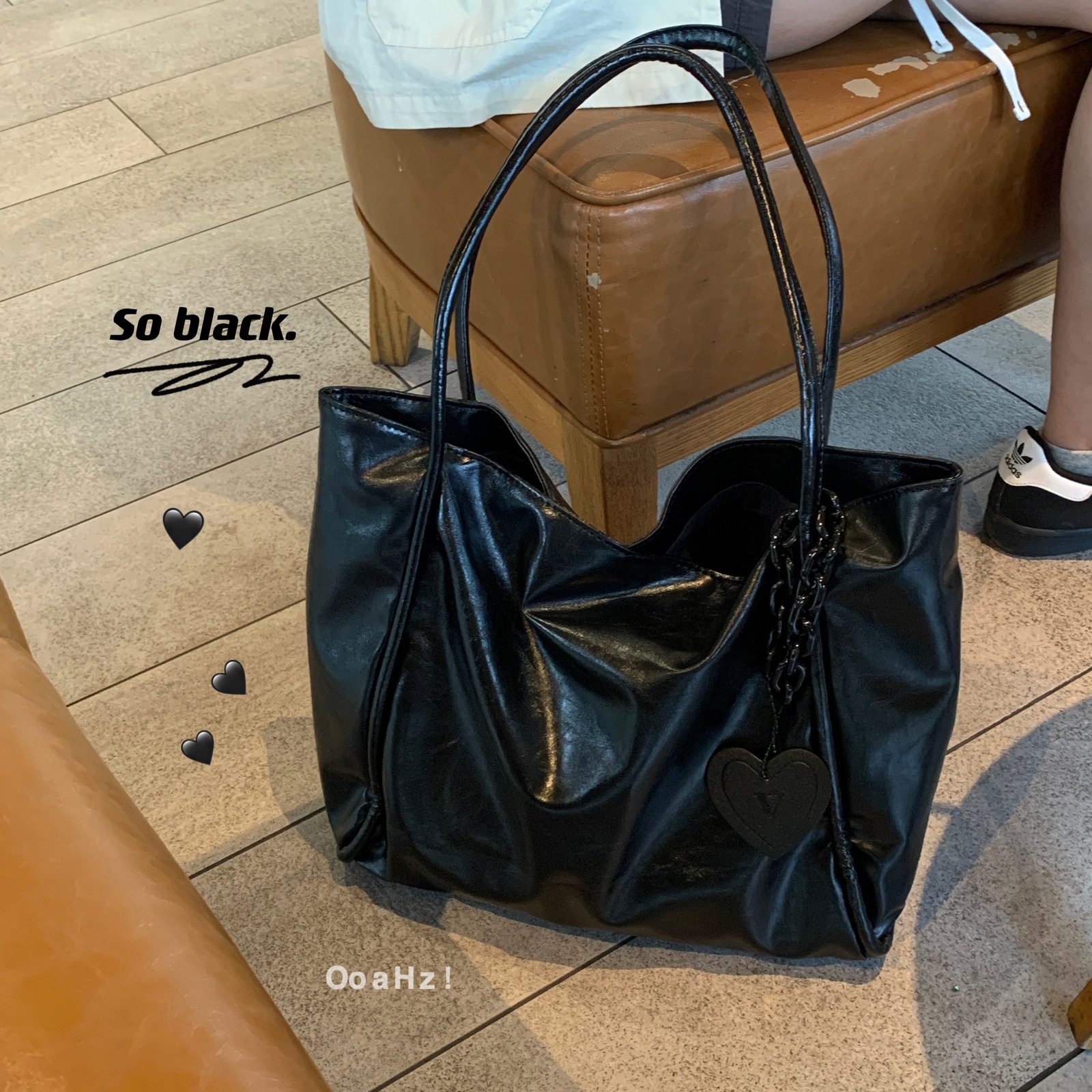 黑暗之眼 今年流行高级感油蜡皮托特包 小众大容量通勤上课单肩包