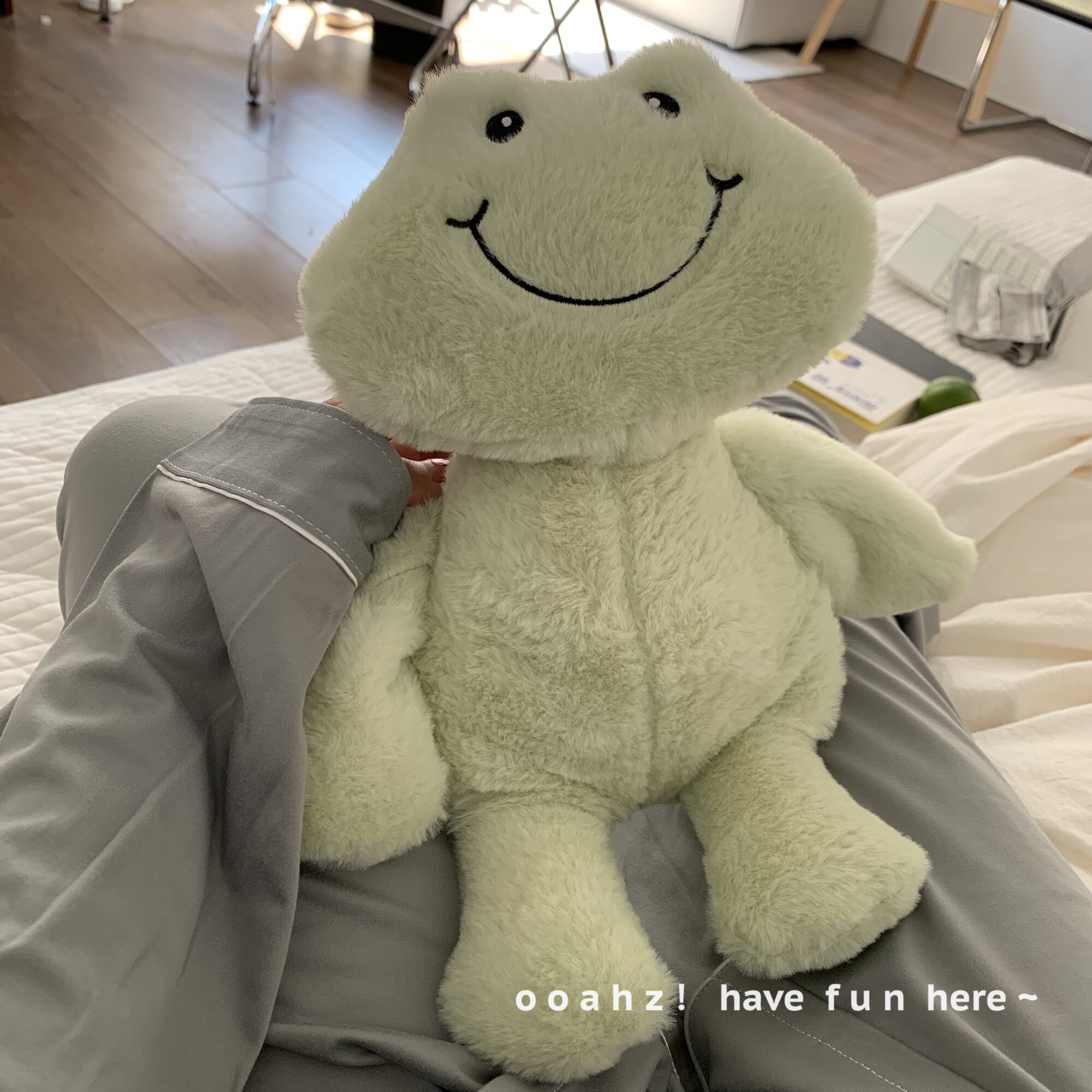 微笑蛙!shu治愈系～哈密绿开心毛绒公仔 短毛设计感陪伴娃娃布偶