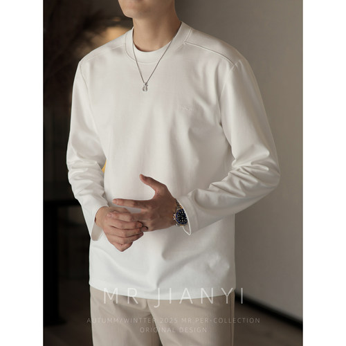 MR JIANYI秋季隐奢刺绣微廓长袖圆领T恤衣橱钉子户休闲百搭打底男