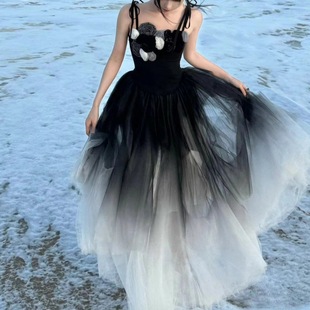 法式重工黑色晚礼服渐变网纱蓬蓬连衣裙女秋冬度假不规则吊带生日