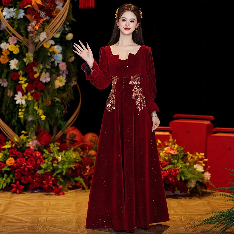 丝绒大码敬酒服新娘冬季新款结婚礼服长袖在逃公主订婚晚礼服裙女
