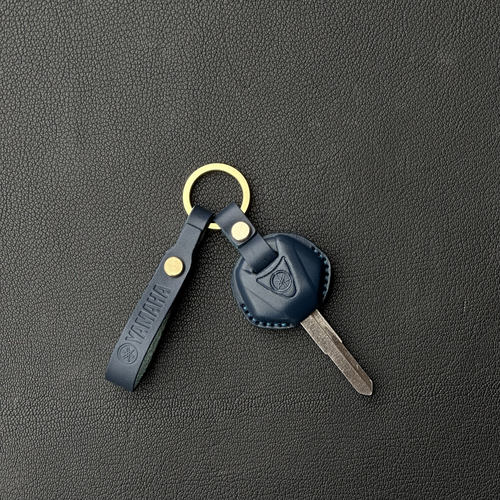 适用雅马哈摩托车R1 R3 R6 R15 MT03 07 09手工 牛皮钥匙扣套定制