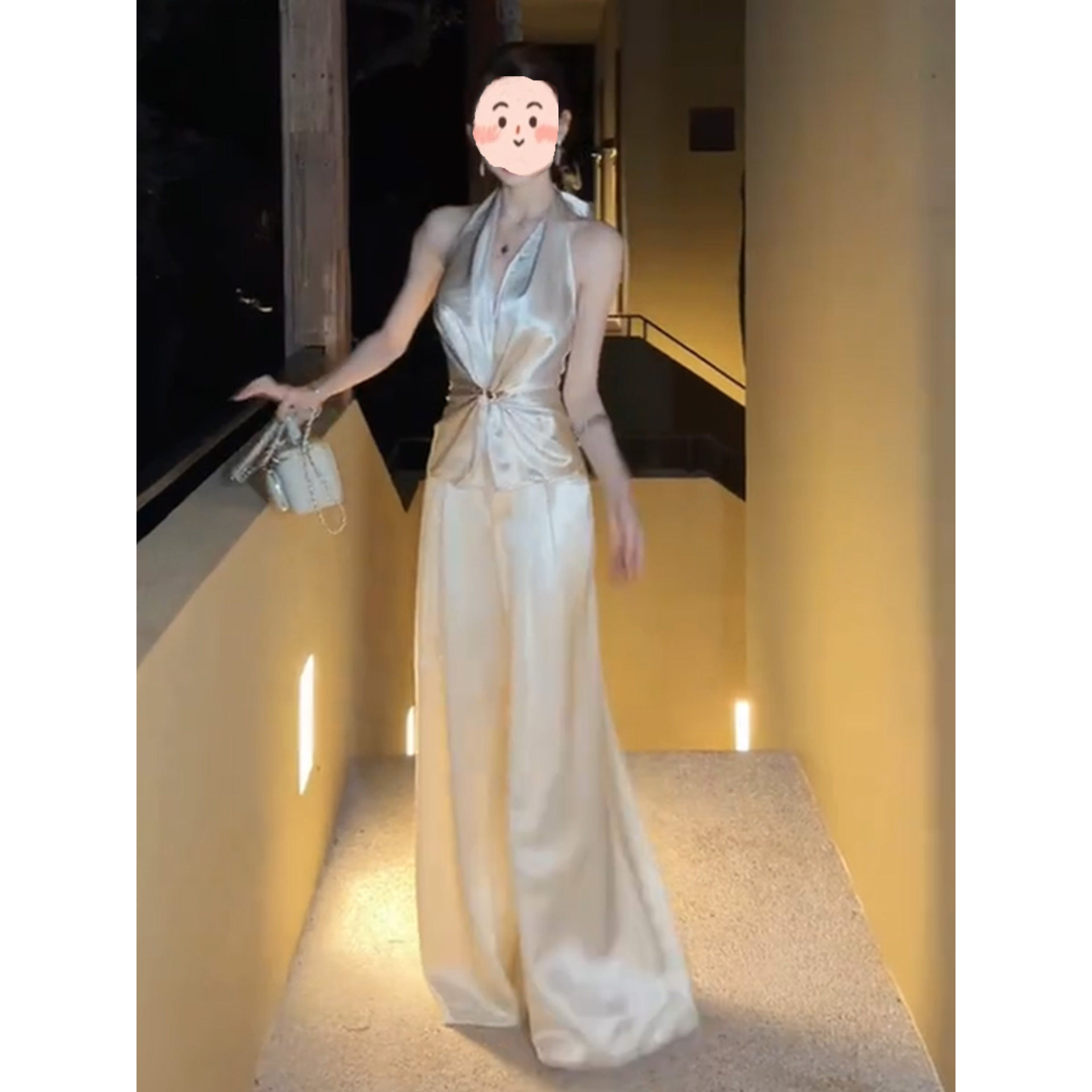 【姐系女友】韩系千金气质挂脖吊带背心上衣垂感休闲阔腿裤两件套