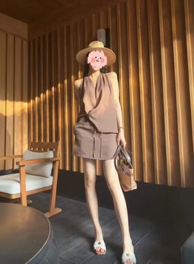 夏季韩系老钱风挂脖短裙两件套