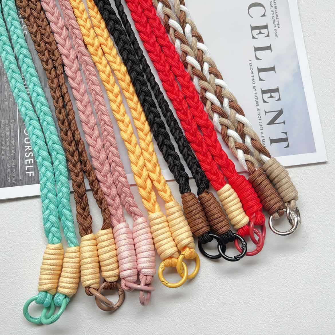 手工编织麻花挂绳固定卡片撞色斜背肩挂绳 手机挂绳斜跨