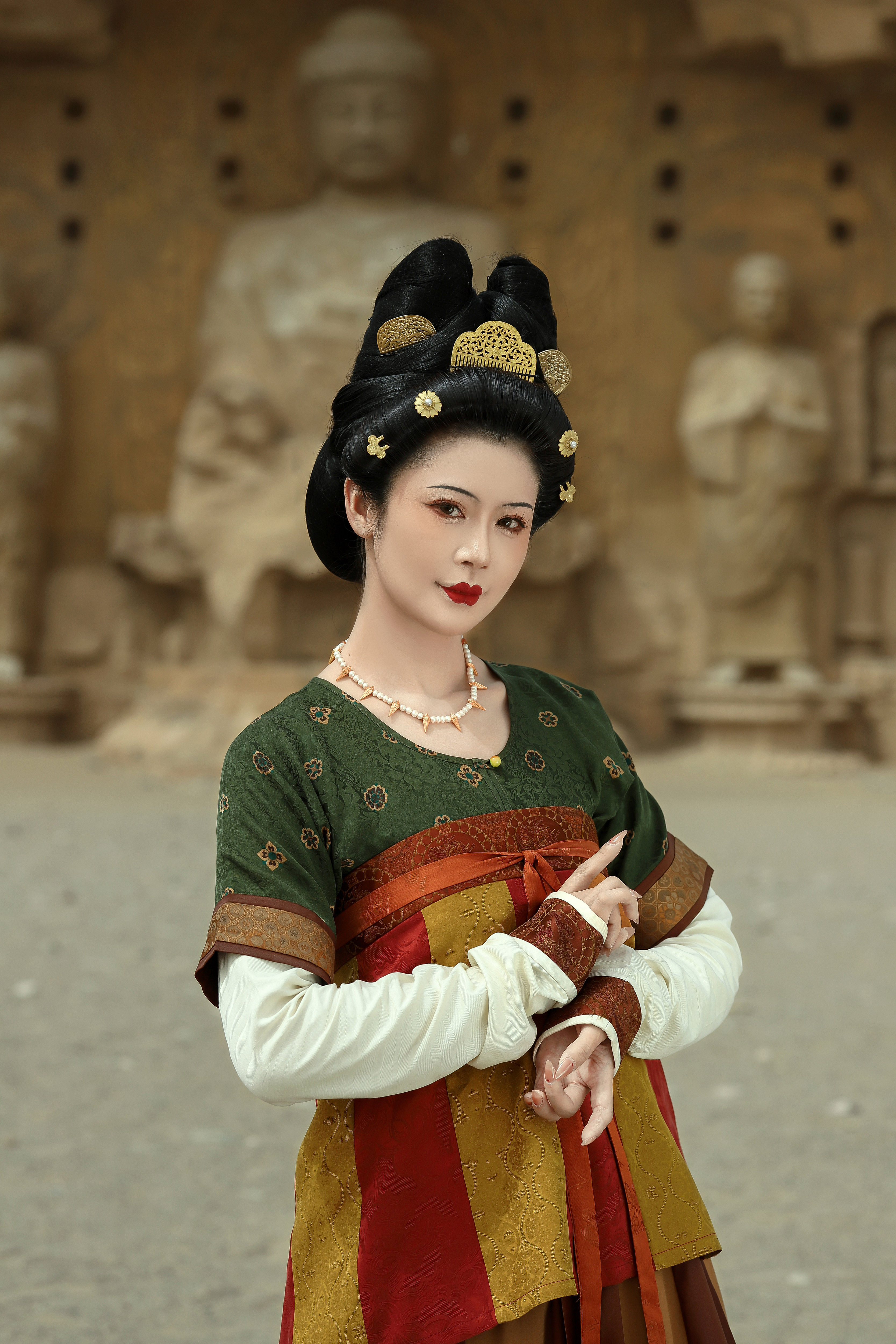 襦一坊|菩萨蛮 唐正仓院传世螺钿琵琶纹坦领褙子香云纱宋锦陌腹