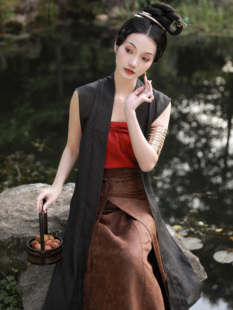 【绝版赏析】襦一坊丨天香引 宋制背心宋抹两片裙香云纱花罗汉服