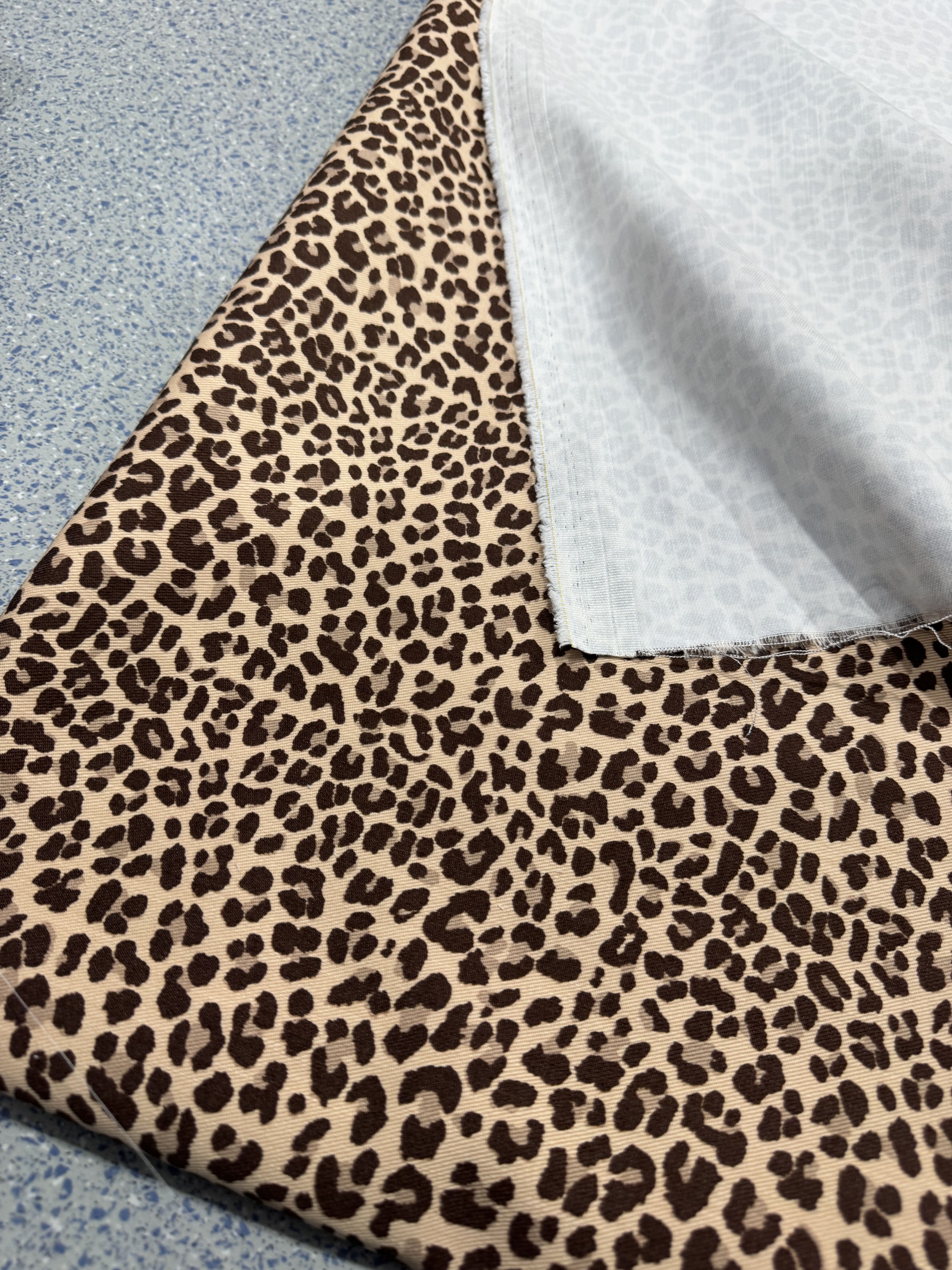 纯棉弹力牛仔豹纹印花外套包包裤子抱枕裙子布料diy长3米宽1.38米,居家布艺,海绵垫/布料/面料/手工diy,淘宝优惠券,粉丝福利购,淘宝优惠卷