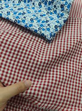 涤棉红色泡泡格子3米 秒