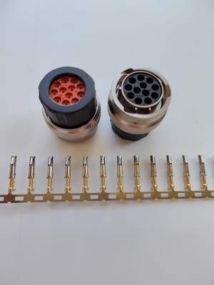 安费诺连接器SS20M1F防水